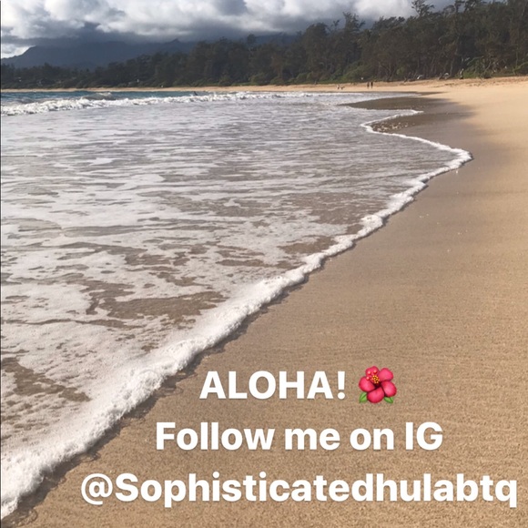 Like ๐๐ผ to bookmark my closet - Picture 4 of 7